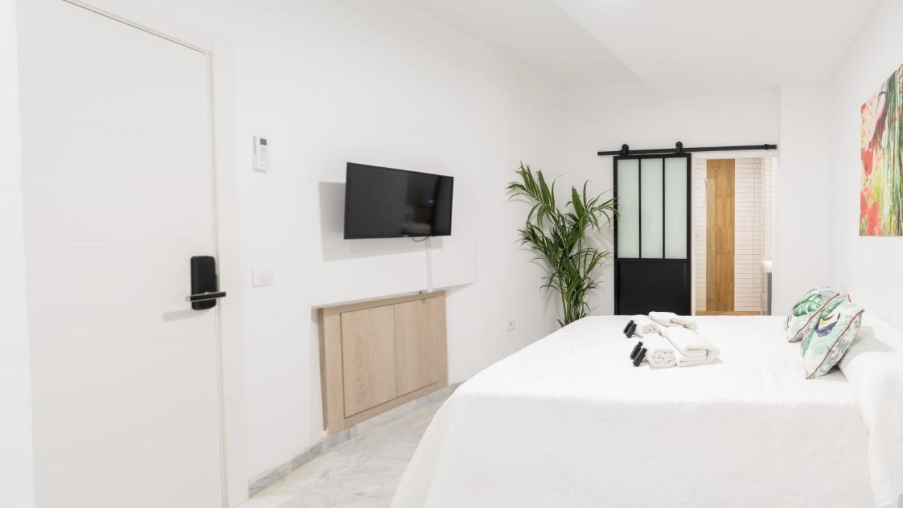 Guesthouse Room & Studio Seville La Flamenka Esterno foto